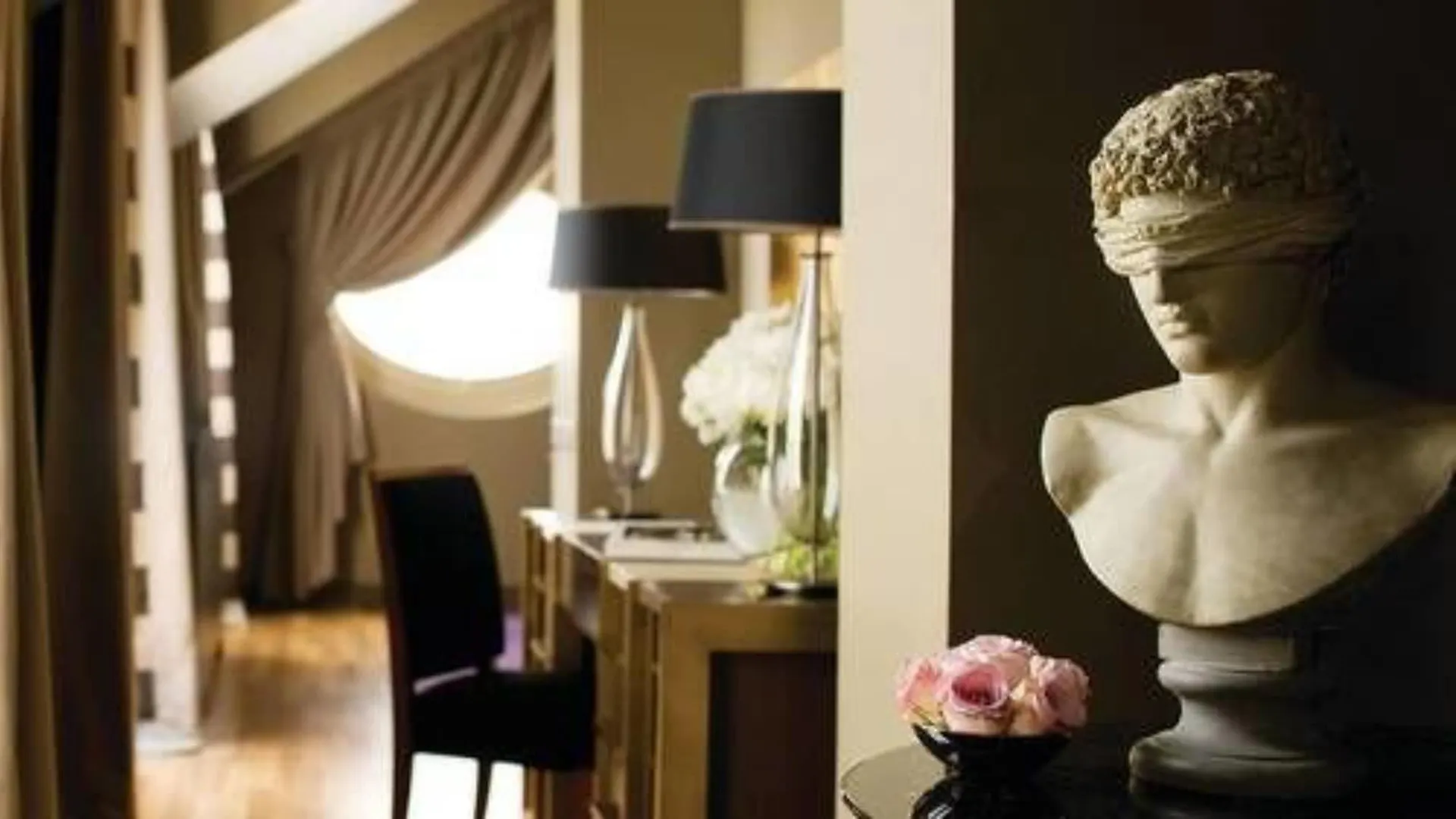 Four Seasons Hotel Milano 5*,